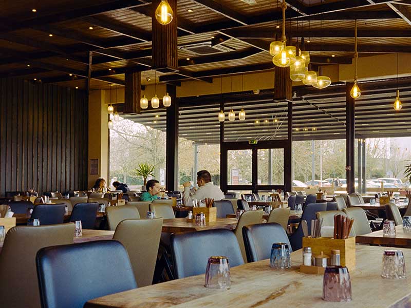 Restaurante Brasa — interiorismo y arquitectura de restaurante